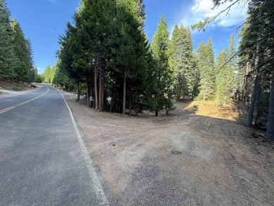 The Lake Almanor country club offers a great blend of outdoor on Lake Almanor Country Club in California - for sale on GolfHomes.com, golf home, golf lot