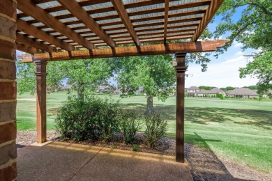 Welcome home to care-free living! This newly updated condo is on  in Tennessee - for sale on GolfHomes.com, golf home, golf lot