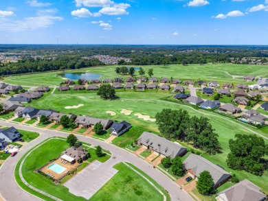 Welcome home to care-free living! This newly updated condo is on  in Tennessee - for sale on GolfHomes.com, golf home, golf lot