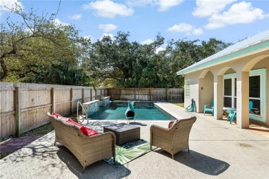 Charming 3-bedroom, 2-Bath home located on a peaceful cul-de-sac on Rockport Country Club in Texas - for sale on GolfHomes.com, golf home, golf lot
