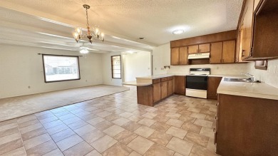 This is the one you have been waiting for! Fantastic location on Woodward Municipal Golf Course in Oklahoma - for sale on GolfHomes.com, golf home, golf lot
