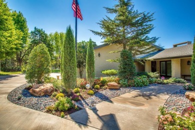 Beautifully renovated to perfection several years ago and has on Oakwood Country Club in Oklahoma - for sale on GolfHomes.com, golf home, golf lot