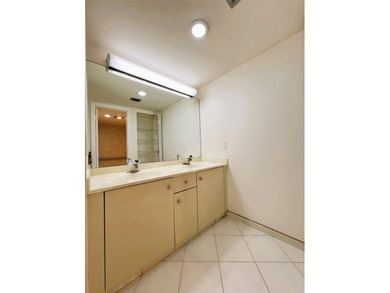 PENTHOUSE with Spectacular GOLF/WATER/FOUNTAIN/CLUBHOUSE VIEW on Wynmoor Golf Course in Florida - for sale on GolfHomes.com, golf home, golf lot