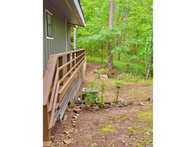 Hurry to see this Absolutely adorable little 3 bed/ 2 and 1/2 on DeSoto Golf Course in Arkansas - for sale on GolfHomes.com, golf home, golf lot