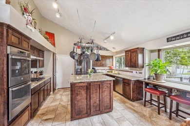 ACCEPTING BACK-UP OFFERS...Great location in the much desired on Bellville Golf and Recreation Club in Texas - for sale on GolfHomes.com, golf home, golf lot