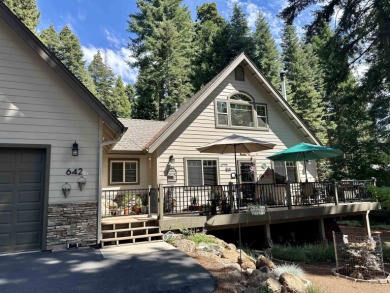 Wonderful Custom 3 bedroom 2.5 bath home located in the Lake on Lake Almanor Country Club in California - for sale on GolfHomes.com, golf home, golf lot