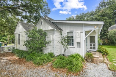 Fantastic location !This gorgeous 4 bedroom  bungalow in Old on The Bridges Golf Club At Hollywood Casino in Mississippi - for sale on GolfHomes.com, golf home, golf lot