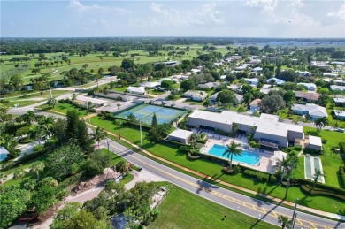 This 3 Bedroom, 2 Bathroom, 1929 Sq Ft, totally renovated House on Martin County Golf Course in Florida - for sale on GolfHomes.com, golf home, golf lot