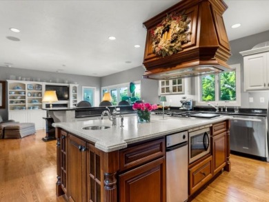 Luxurious Fairviews Area Retreat! Discover the perfect blend of on The Highlands Golf Club in Montana - for sale on GolfHomes.com, golf home, golf lot