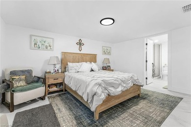 This Stunning McGregor Home is now FOR SALE! Nestled in the on Fort Myers Country Club in Florida - for sale on GolfHomes.com, golf home, golf lot