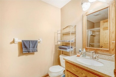 Meticulously maintained 4 bed 3 bath townhome in Sterling South on The Wilds Golf Club in Minnesota - for sale on GolfHomes.com, golf home, golf lot