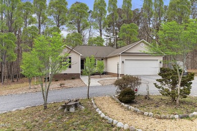 Welcome to 6068 Jones Circle in Carolina Trace, a gated golf on Carolina Trace Country Club in North Carolina - for sale on GolfHomes.com, golf home, golf lot