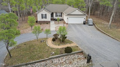 Welcome to 6068 Jones Circle in Carolina Trace, a gated golf on Carolina Trace Country Club in North Carolina - for sale on GolfHomes.com, golf home, golf lot