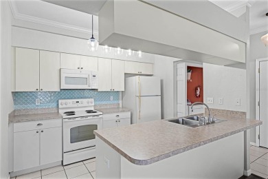 Under contract-accepting backup offers. FOR SALE - 2 Bedroom/2 on Cypresswood Golf and Country Club in Florida - for sale on GolfHomes.com, golf home, golf lot