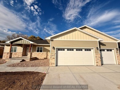 Golf Course Living with Stunning Views! Experience refined on Indianhead Golf Club in Nebraska - for sale on GolfHomes.com, golf home, golf lot