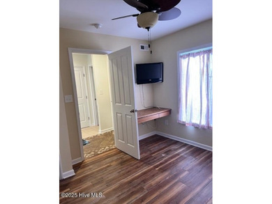 Discover this stunning 3-bedroom, 3-bath townhouse with a 2-car on Woodlake Country Club in North Carolina - for sale on GolfHomes.com, golf home, golf lot