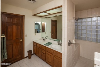 Beautiful Golf Course area home located on a quiet cul-de-sac on London Bridge Golf Course in Arizona - for sale on GolfHomes.com, golf home, golf lot