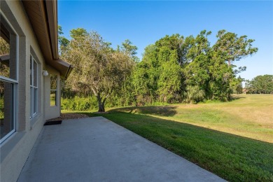 Updated and ready to Sell!! This 2 bedroom/2 bath/ 2 car garage on Timber Greens Country Club in Florida - for sale on GolfHomes.com, golf home, golf lot