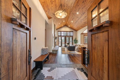 Your Gray's Crossing mountain home awaits in this spacious on The Golf Club At Grays Crossing in California - for sale on GolfHomes.com, golf home, golf lot