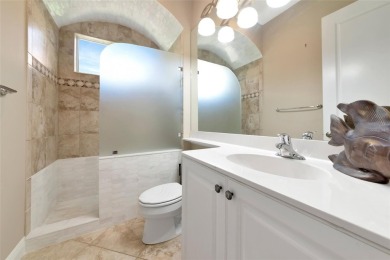 Come see this beautiful well built home with a large open on University Park Country Club in Florida - for sale on GolfHomes.com, golf home, golf lot