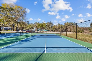 Under contract-accepting backup offers. One or more photo(s) has on Hernando Oaks Golf and Country Club in Florida - for sale on GolfHomes.com, golf home, golf lot