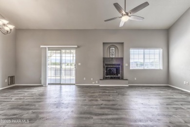 Charming 3-bed, 3-bath home in desirable Prescott Country Club! on Prescott Golf and Country Club in Arizona - for sale on GolfHomes.com, golf home, golf lot