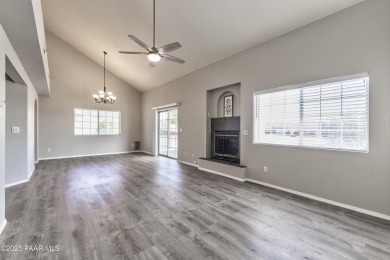 Charming 3-bed, 3-bath home in desirable Prescott Country Club! on Prescott Golf and Country Club in Arizona - for sale on GolfHomes.com, golf home, golf lot