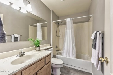 Charming 3-bed, 3-bath home in desirable Prescott Country Club! on Prescott Golf and Country Club in Arizona - for sale on GolfHomes.com, golf home, golf lot