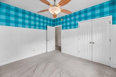 Welcome to this charming and well-maintained 3-bedroom on Shadowmoss Plantation Golf Club in South Carolina - for sale on GolfHomes.com, golf home, golf lot