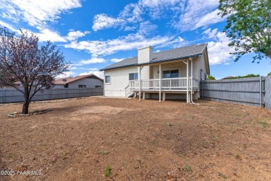 Charming 3-bed, 3-bath home in desirable Prescott Country Club! on Prescott Golf and Country Club in Arizona - for sale on GolfHomes.com, golf home, golf lot