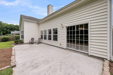 Welcome to this charming and well-maintained 3-bedroom on Shadowmoss Plantation Golf Club in South Carolina - for sale on GolfHomes.com, golf home, golf lot