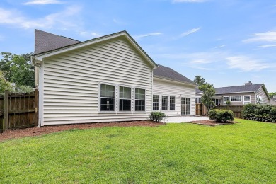 Welcome to this charming and well-maintained 3-bedroom on Shadowmoss Plantation Golf Club in South Carolina - for sale on GolfHomes.com, golf home, golf lot