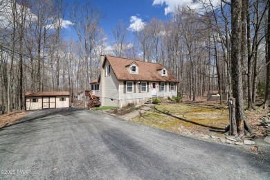 Pennwood community! Perfectly positioned for privacy and outdoor on Paupack Hills Golf and Country Club in Pennsylvania - for sale on GolfHomes.com, golf home, golf lot