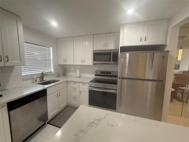 Reduce price for this beautiful condo 2 bedrooms, 2 bathrooms in on Sunrise Lakes Phase III in Florida - for sale on GolfHomes.com, golf home, golf lot