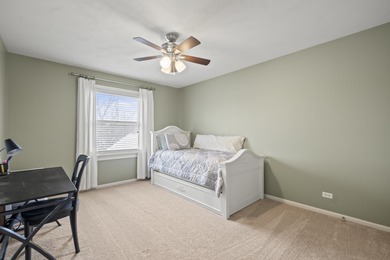 Multiple offers received. Best and final due by 9pm Saturday Jan on Eagle Brook Country Club in Illinois - for sale on GolfHomes.com, golf home, golf lot