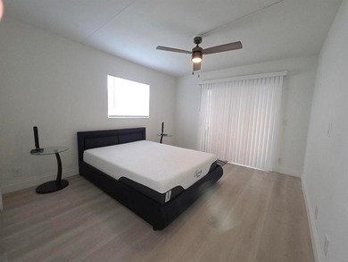 Welcome to this beautifully updated 2-bedroom & 2-bath first on Kings Point Golf -Flanders Way in Florida - for sale on GolfHomes.com, golf home, golf lot