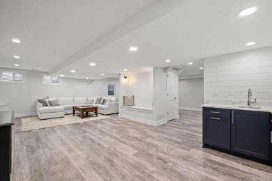 Multiple offers received. Best and final due by 9pm Saturday Jan on Eagle Brook Country Club in Illinois - for sale on GolfHomes.com, golf home, golf lot