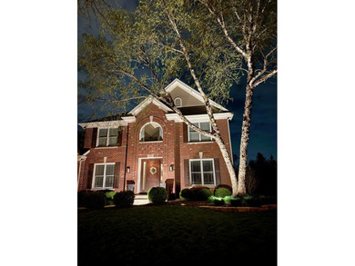 Multiple offers received. Best and final due by 9pm Saturday Jan on Eagle Brook Country Club in Illinois - for sale on GolfHomes.com, golf home, golf lot