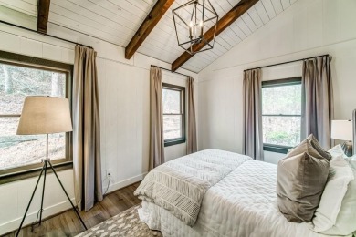 This Big Canoe Plummer cabin showstopper has 3 BR & 2.5 BA (with on Big Canoe Golf Club - Cherokee in Georgia - for sale on GolfHomes.com, golf home, golf lot