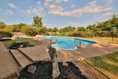 Nestled on the Colonial Country Club golf course, this amazing on Colonial Country Club in Tennessee - for sale on GolfHomes.com, golf home, golf lot