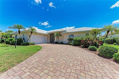 Florida Living At Its Finest! Explore this unique pool home with on Plantation Golf and Country Club in Florida - for sale on GolfHomes.com, golf home, golf lot