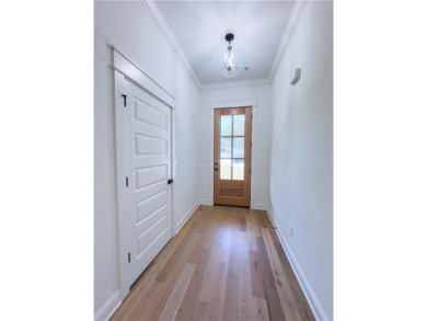 Come see this beautifully upgraded 3-Bedroom plus office home in on Branchwood Golf Course in Arkansas - for sale on GolfHomes.com, golf home, golf lot