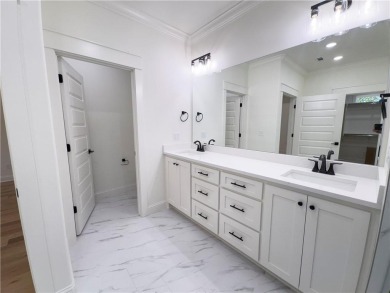 Come see this beautifully upgraded 3-Bedroom plus office home in on Branchwood Golf Course in Arkansas - for sale on GolfHomes.com, golf home, golf lot