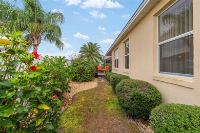 Beautifully maintained 3/2 Camden in the Village of Hemingway on Glenview Championship Golf and Country Club in Florida - for sale on GolfHomes.com, golf home, golf lot