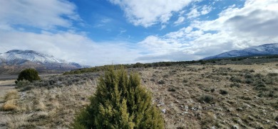 1 Acre Lot in Battlement Mesa! Discover your dream home site on Battlement Mesa Golf Course in Colorado - for sale on GolfHomes.com, golf home, golf lot
