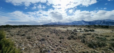 1 Acre Lot in Battlement Mesa! Discover your dream home site on Battlement Mesa Golf Course in Colorado - for sale on GolfHomes.com, golf home, golf lot
