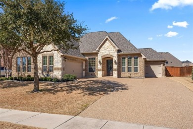 Meticullously maintained UPDATED three bedroom SINGLE STORY with on Trophy Club of Dallas in Texas - for sale on GolfHomes.com, golf home, golf lot