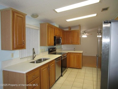 **Seller motivated***High & Dry.....Well maintained Jacobsen on Brookridge Country Club in Florida - for sale on GolfHomes.com, golf home, golf lot