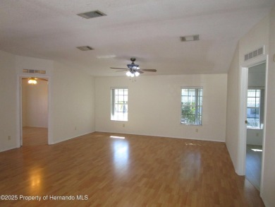 **Seller motivated***High & Dry.....Well maintained Jacobsen on Brookridge Country Club in Florida - for sale on GolfHomes.com, golf home, golf lot