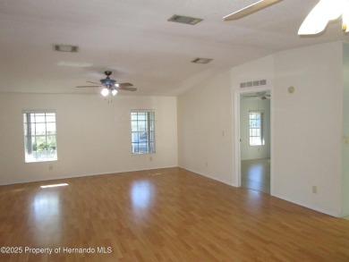 **Seller motivated***High & Dry.....Well maintained Jacobsen on Brookridge Country Club in Florida - for sale on GolfHomes.com, golf home, golf lot